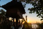 Guide Nusa Penida : Foto Obyek Wisata Destinasi Rumah Pohon Tree House Nusa Penida East